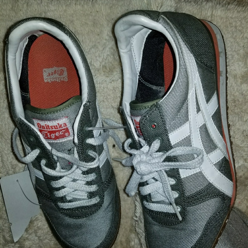 onitsuka tiger ultimate 81
